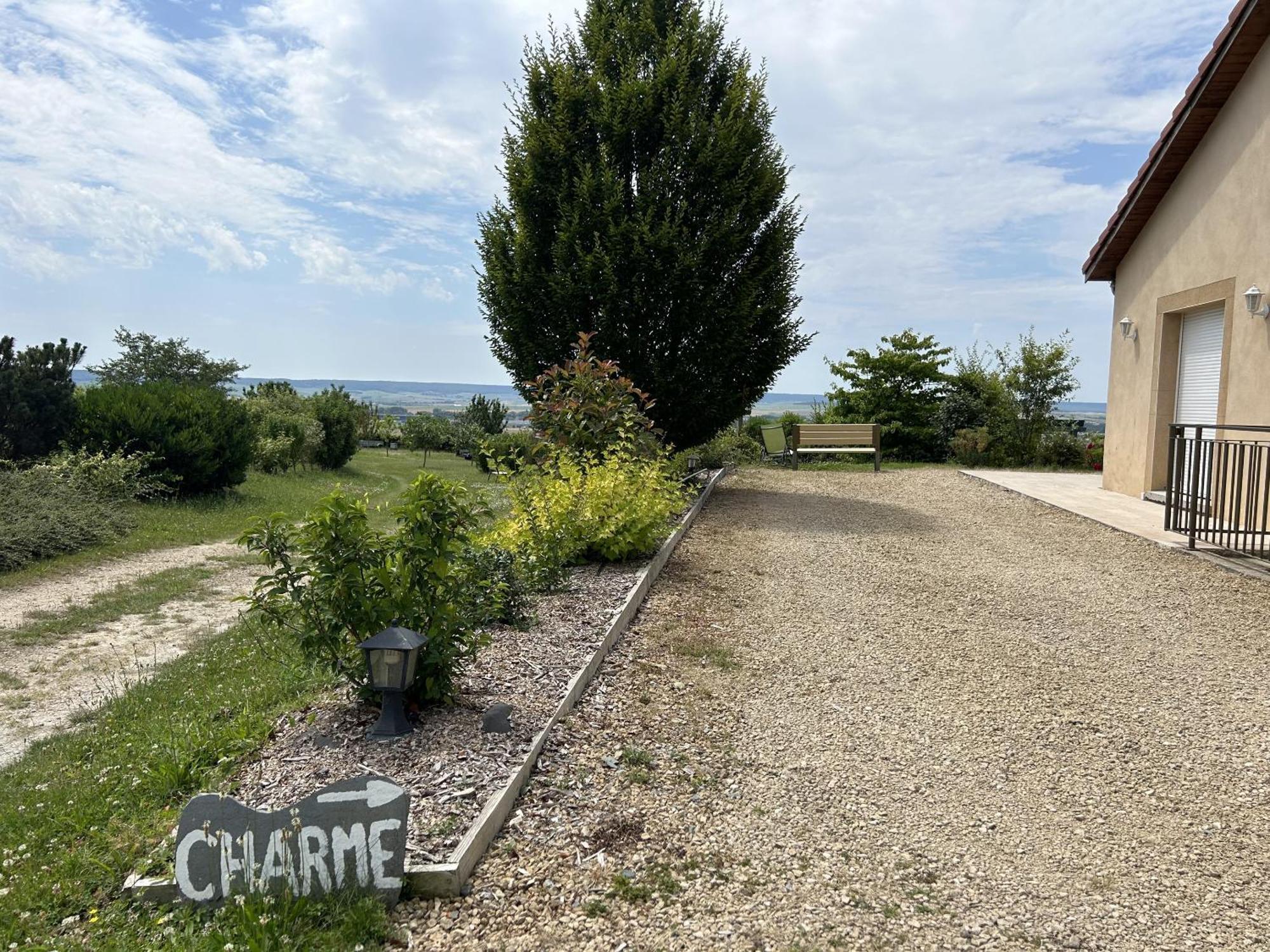 Le Charme Villa Cernay-les-Reims Buitenkant foto