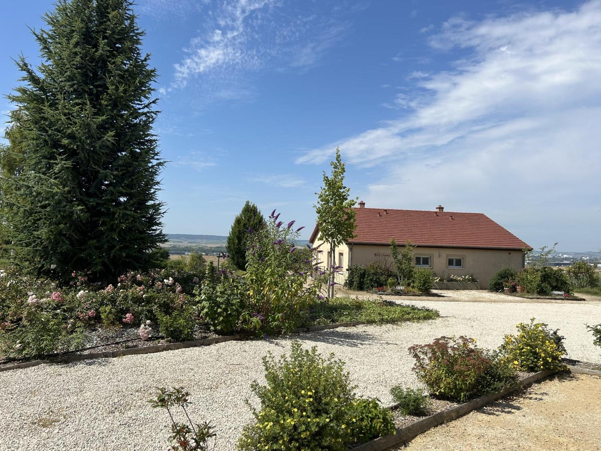 Le Charme Villa Cernay-les-Reims Buitenkant foto